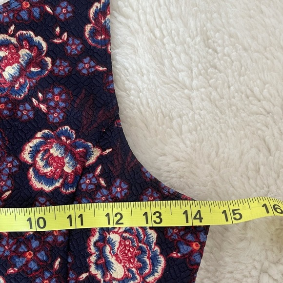 Hollister Purple Floral Print Quilted Cropped Tank Top Small Women’s - Picture 7 of 11